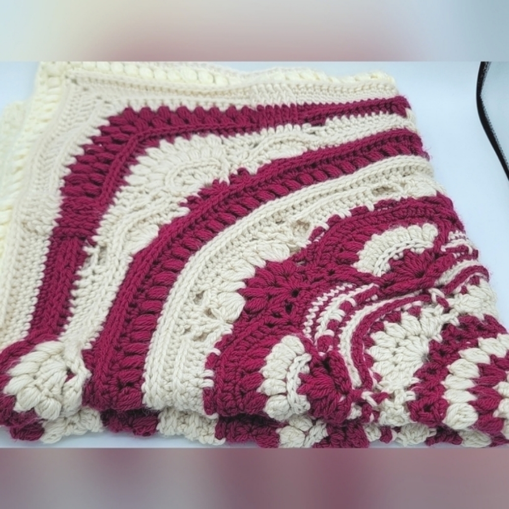 Blanket Mandala New Condition #1531